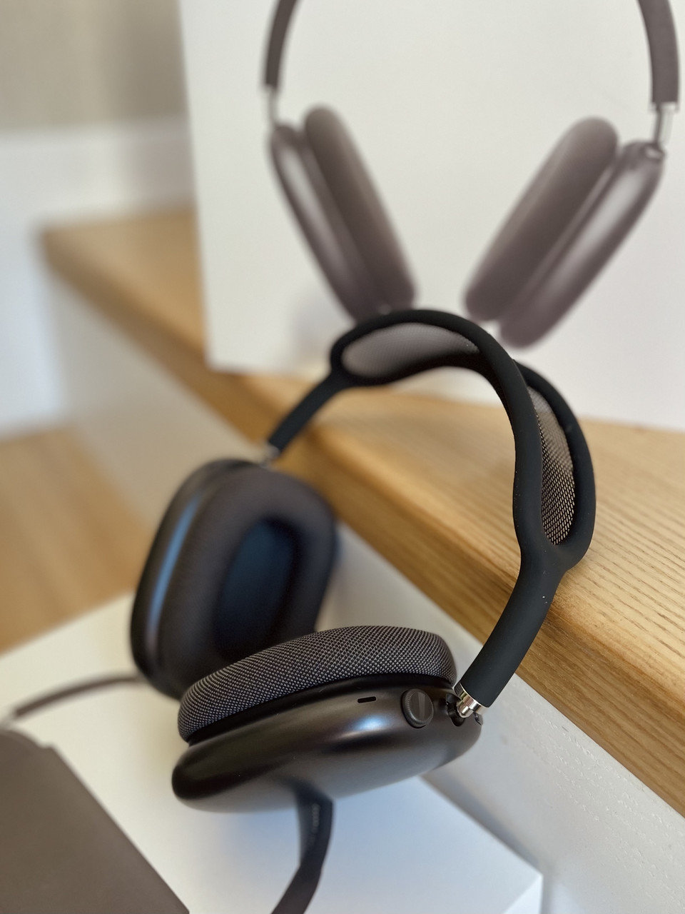 AIRPODS MAX