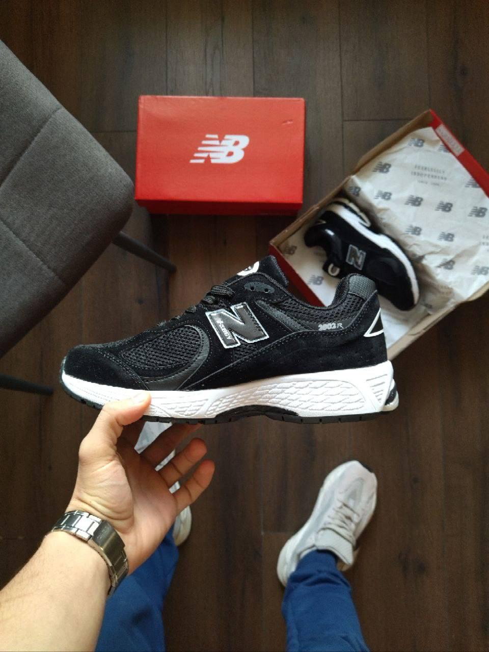 Стильні чоловічі кросівки New Balance 2002r Black White 40-44 41