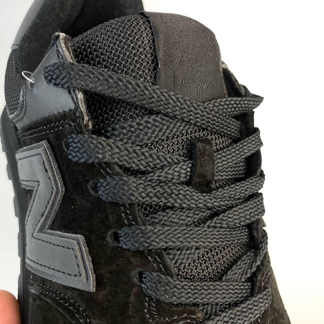 Чорні чоловічі кросівки New Balance 574 42