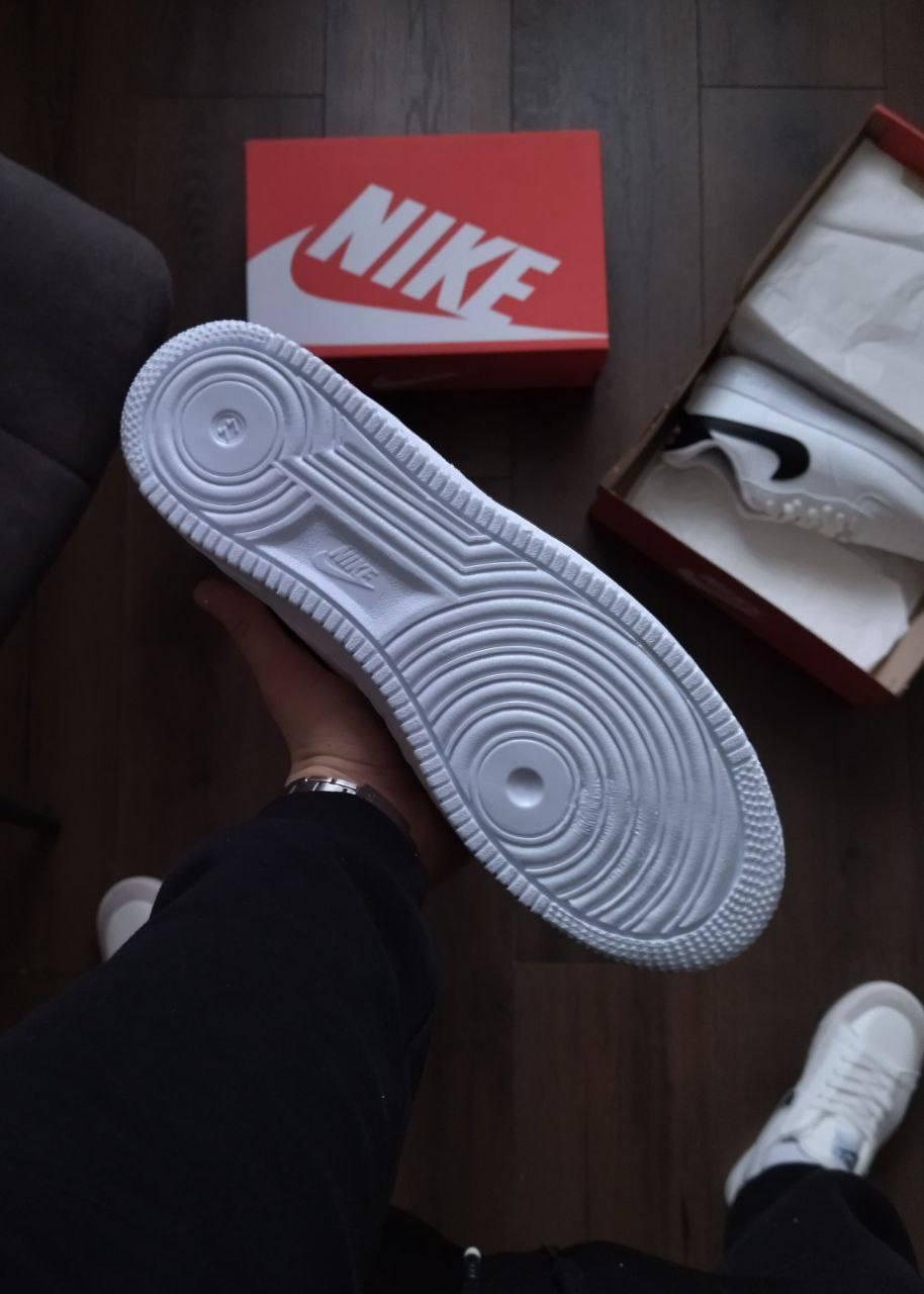 Білі чоловічі кросівки Nike Air Force 1 White 44-46