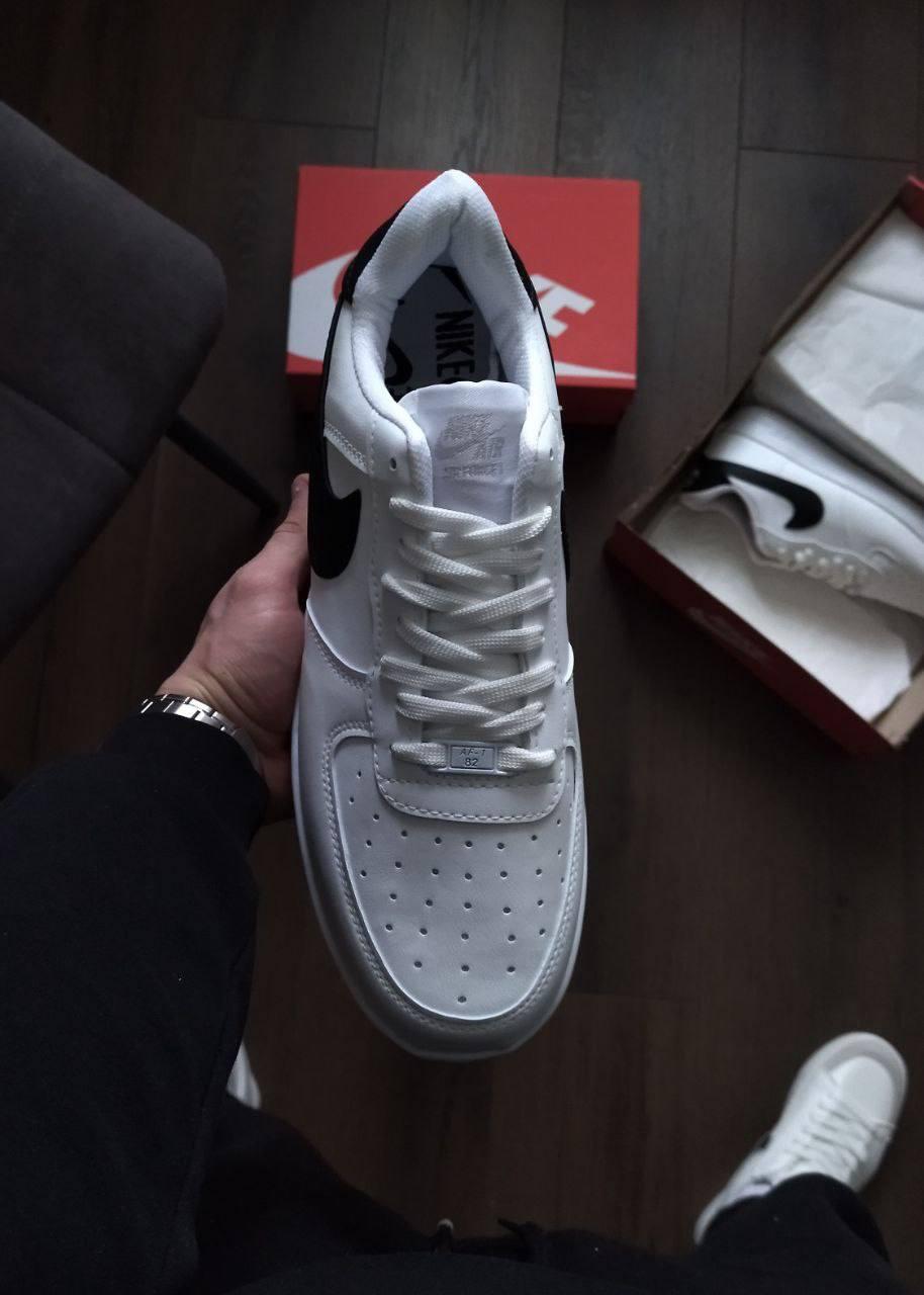 Білі чоловічі кросівки Nike Air Force 1 White 44-46
