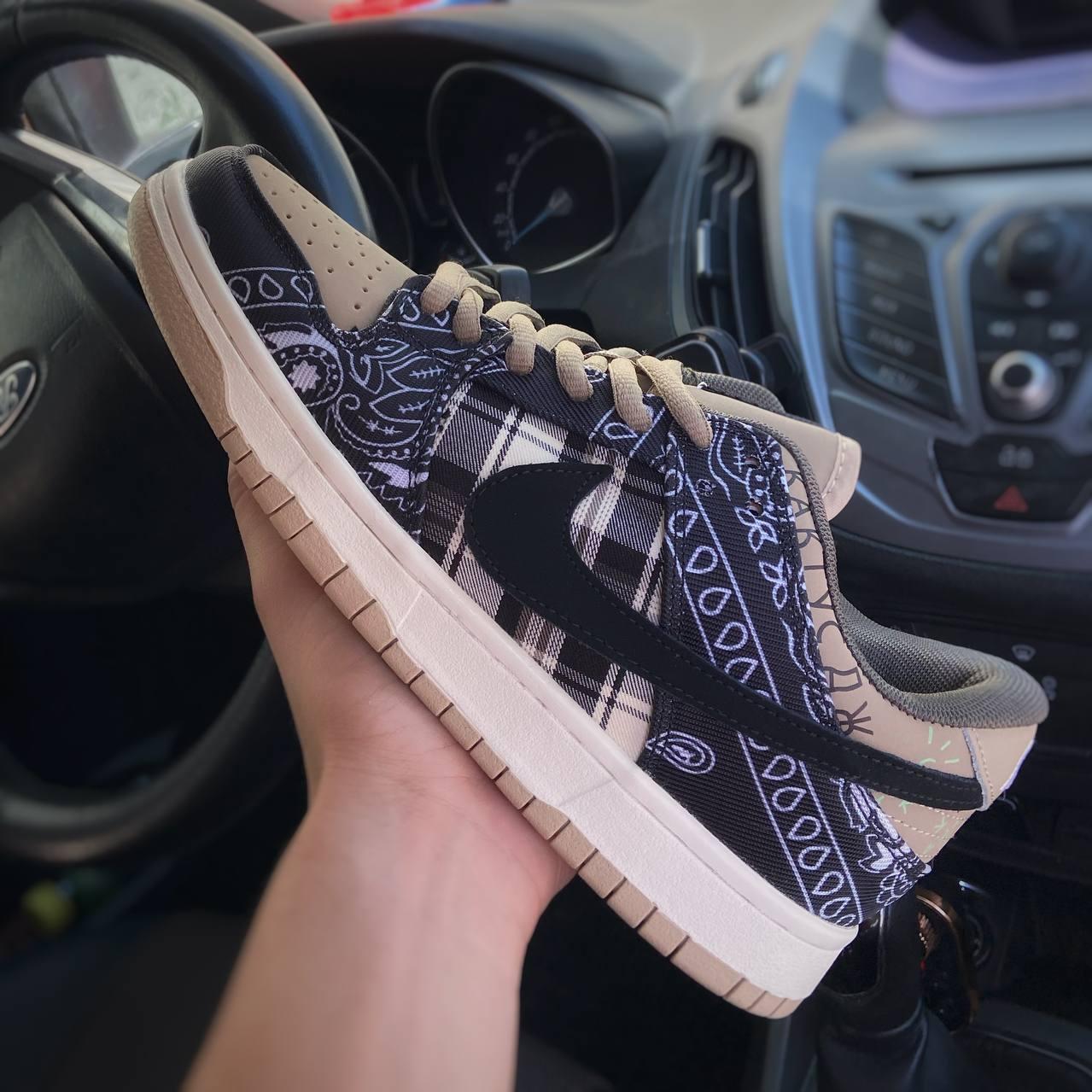 Стильні чоловічі кросівки Nike SB Dunk Low Travis Scott 41-45