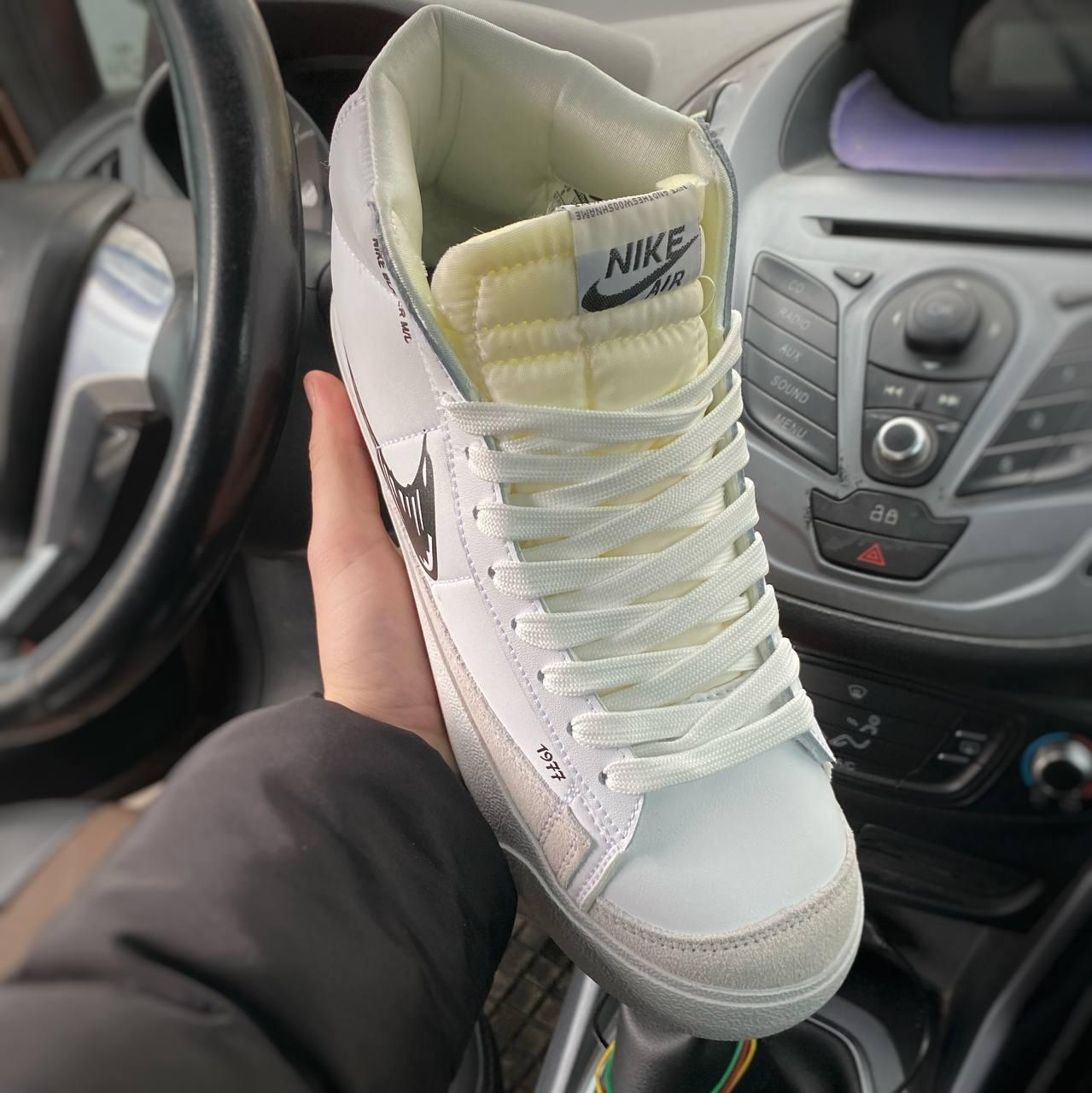 Чоловічі білі кросівки Nike Blazer Mid Vintage 77 White 41-45