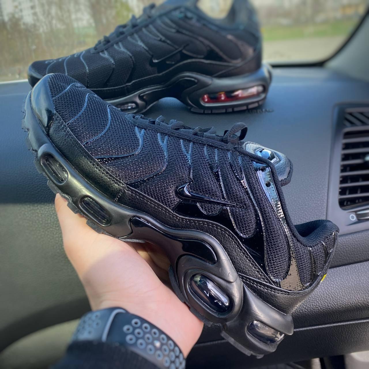 Чорні кросівки Nike TN premium black  41-45