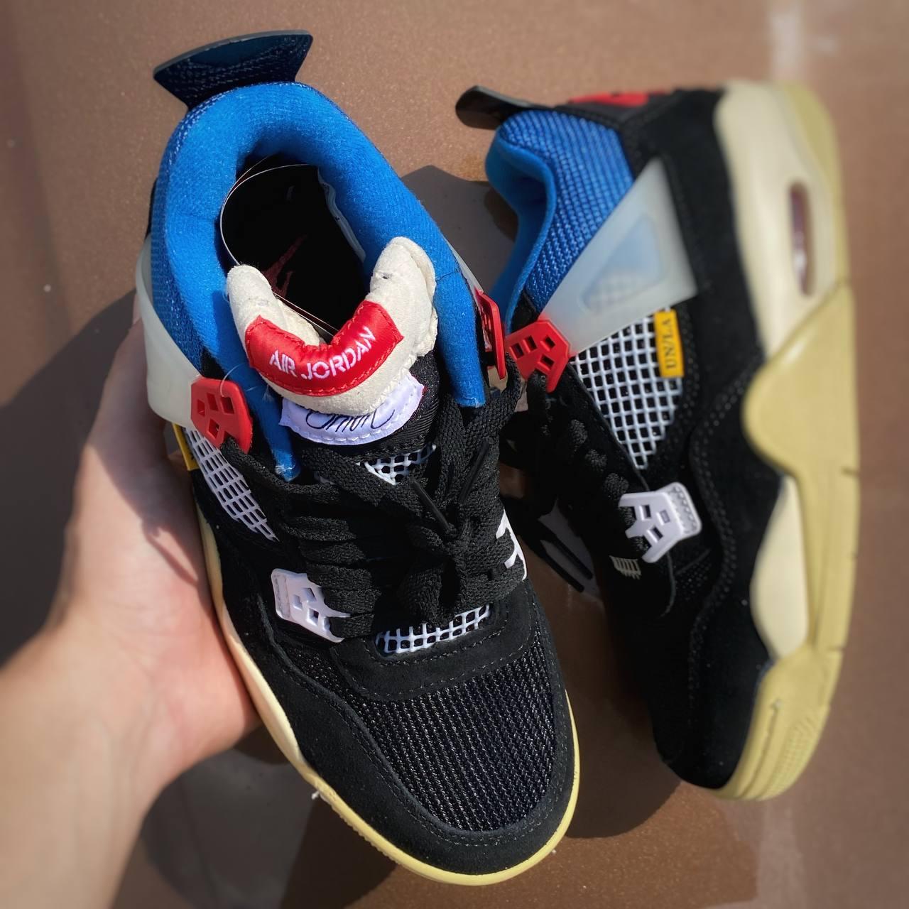 Стильні унісекс кросівки Nike Air Jordan 4 retro off Noir