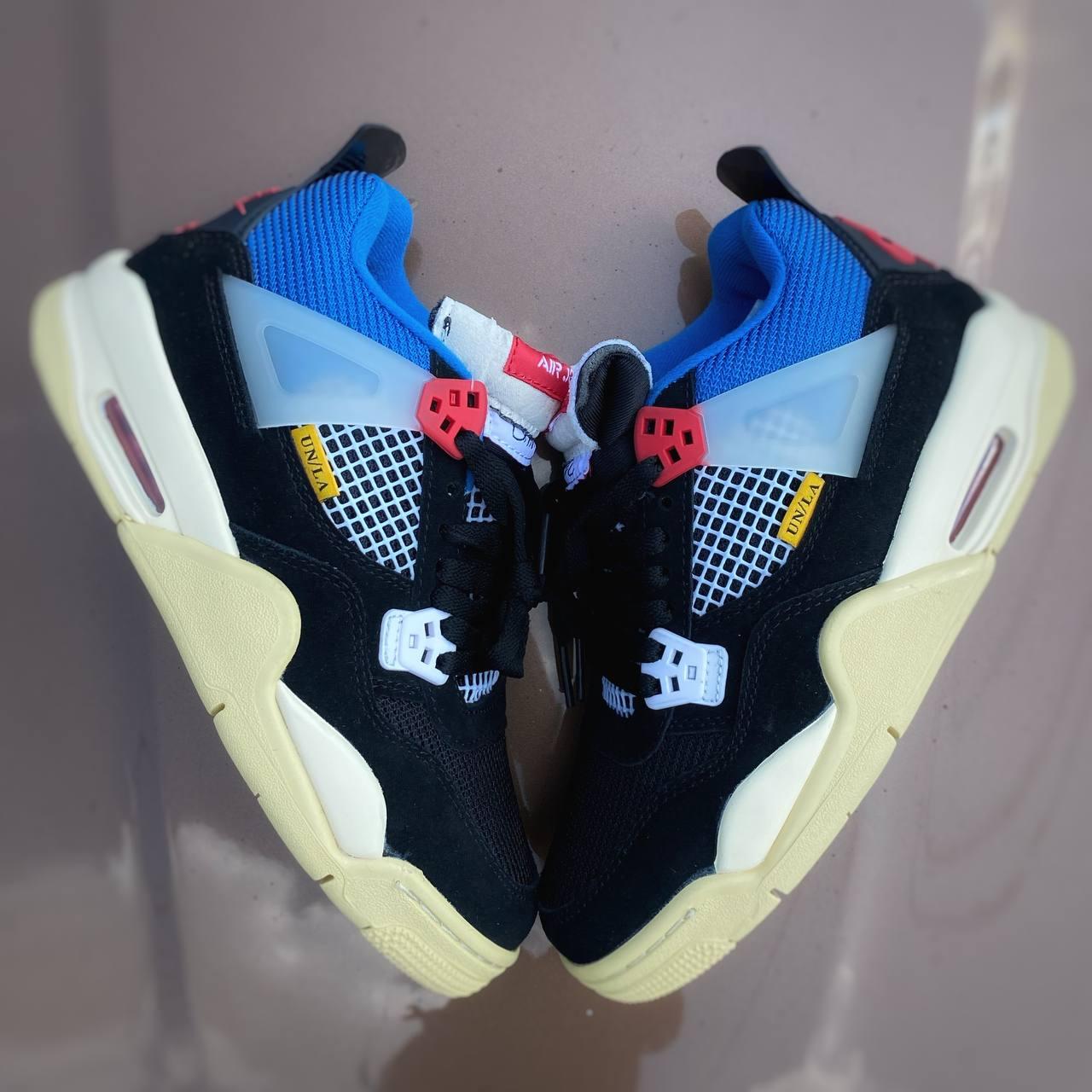 Стильні унісекс кросівки Nike Air Jordan 4 retro off Noir