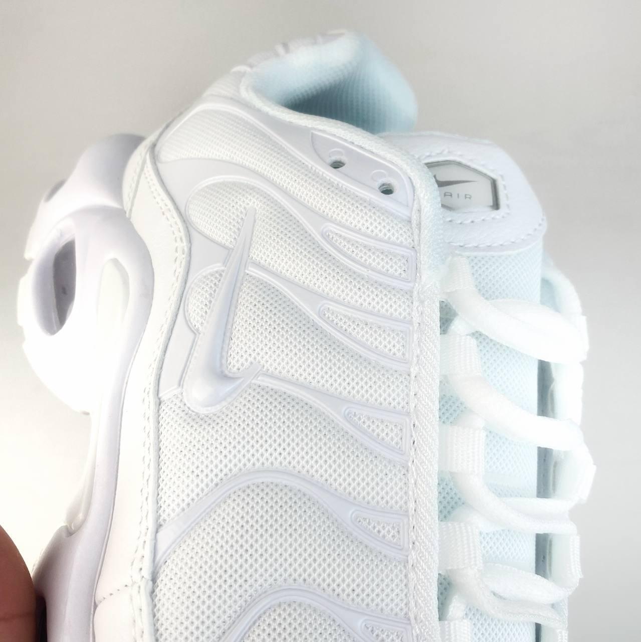 Жіночі білі спортивні кросівки Nike Air Max TN White PREMIUM 37-41