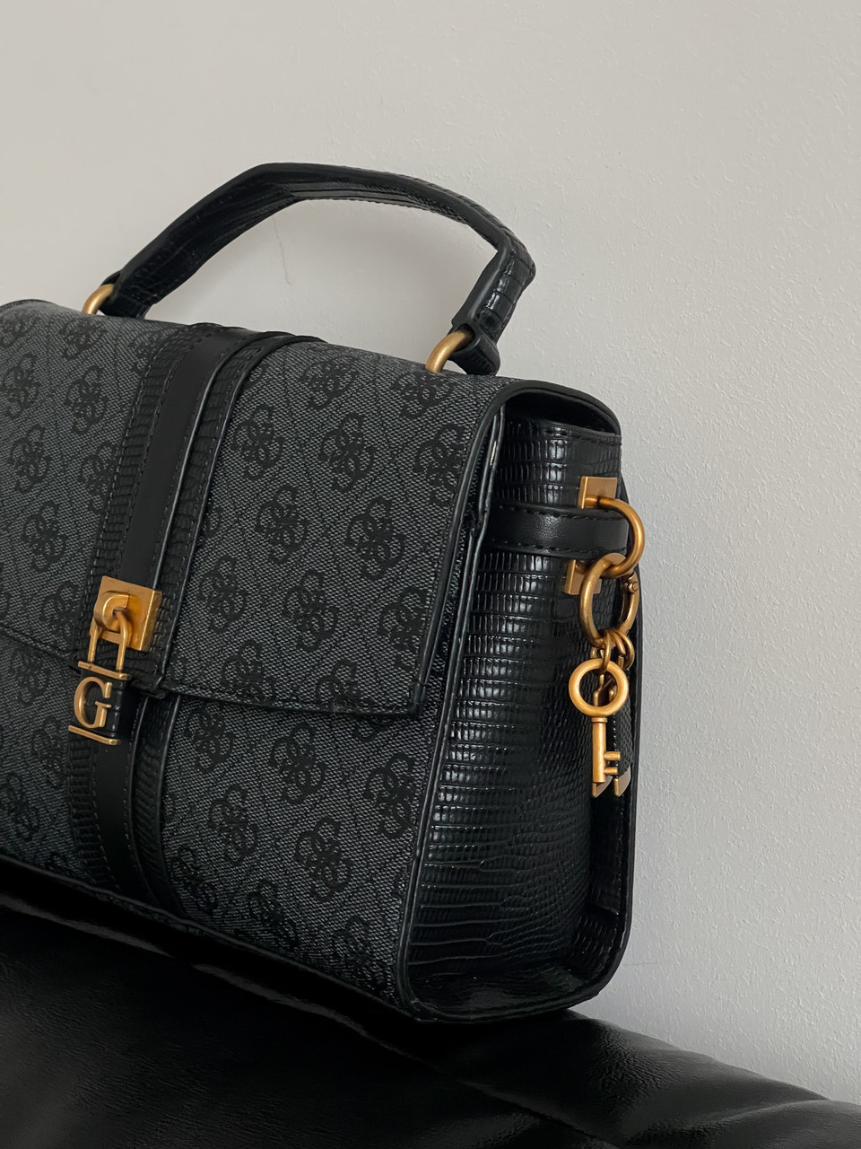 Сумочка Guess Ginevra Logo Elite сірого кольору LUX ЯКІСТЬ фірмова фурнітура