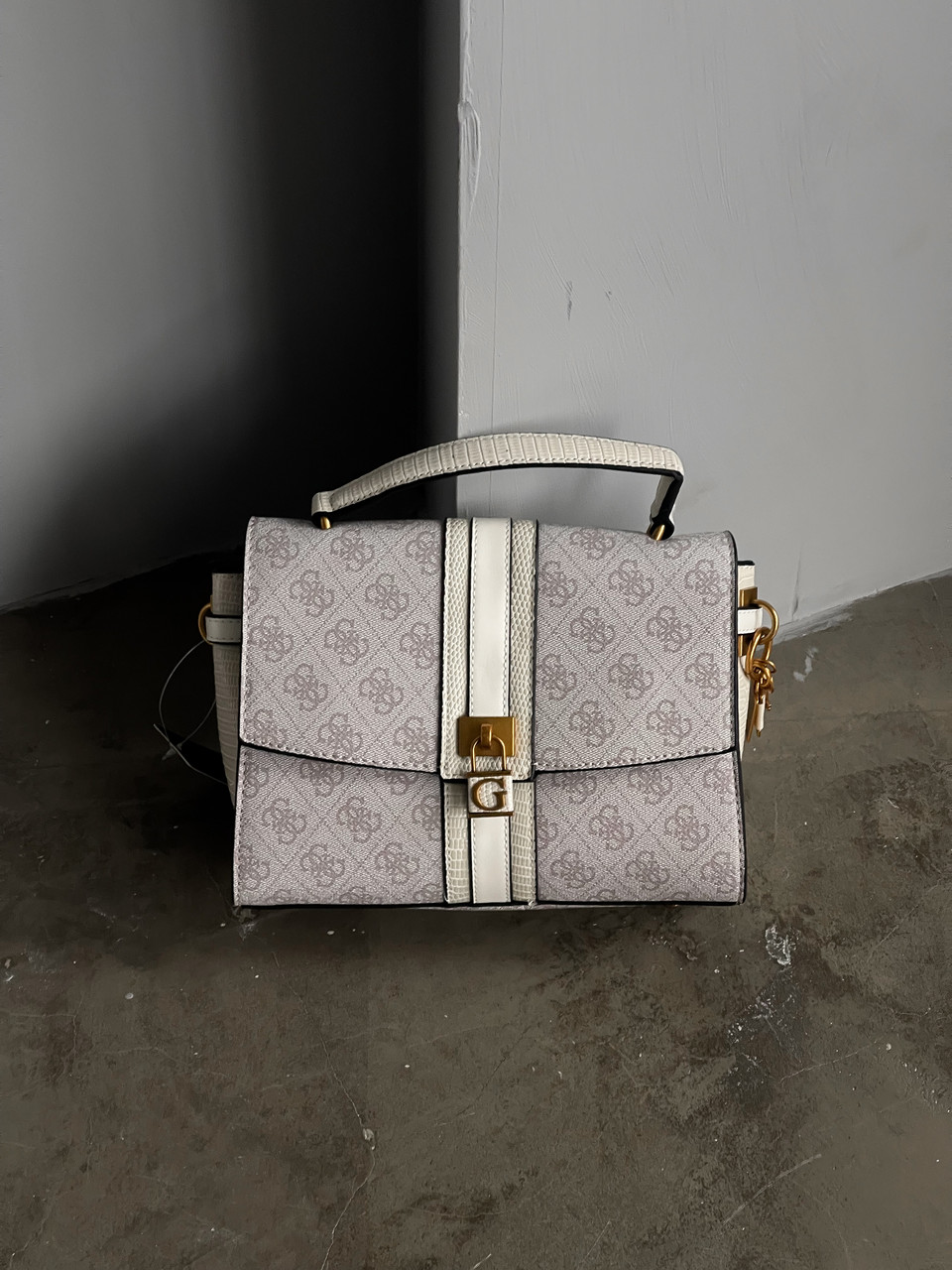 Сумочка Guess Ginevra Logo Elite пудрового кольору LUX ЯКІСТЬ фірмова фурнітура
